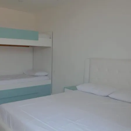 Hotel Summer Land Borsh