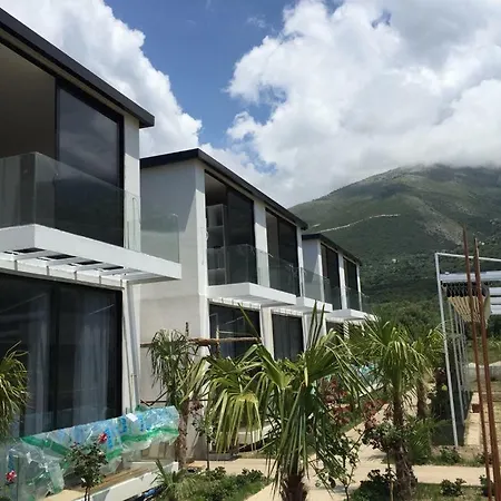 Summer Land Hotel