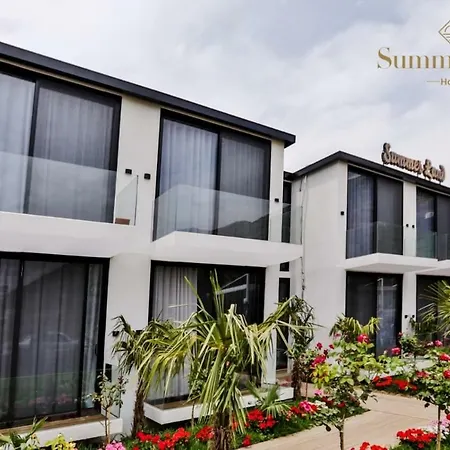 Summer Land Hotel Borsh