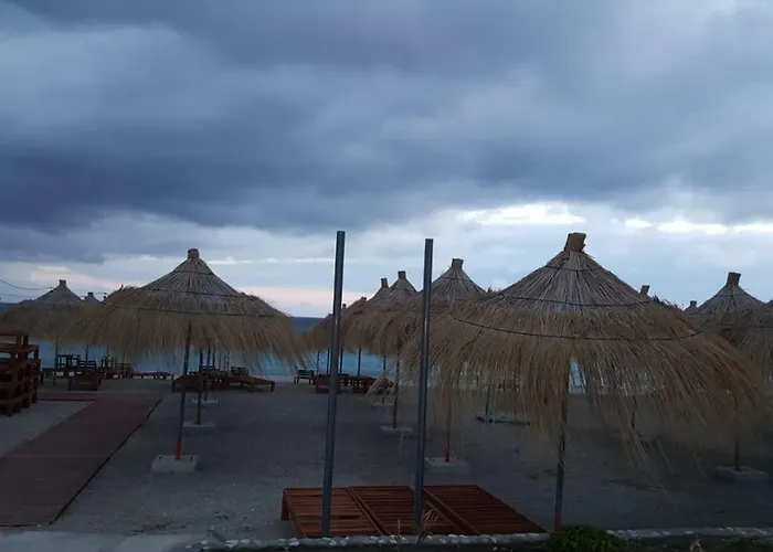 Summer Land 호텔 보르쉬